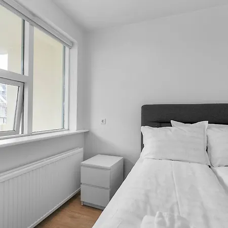 2br